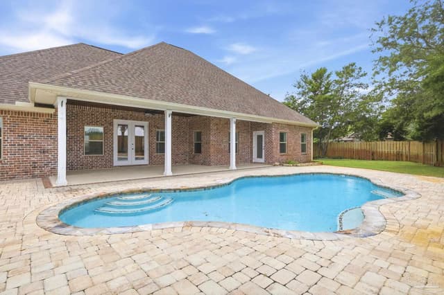 5140 Sandy Shores Dr property photo