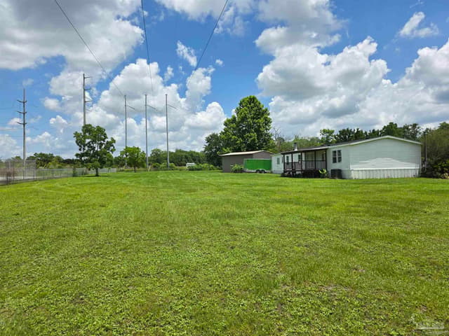 8182 Mobile Hwy property photo