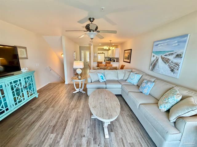 15934 Innerarity Pt Rd property photo