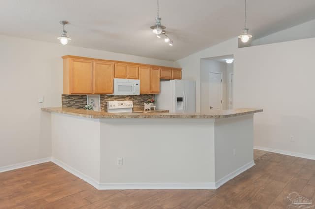 2070 Catline Cir, Navarre FL 32566 photo 8