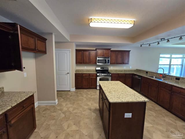 11530 Belize Dr, Pensacola FL 32506 photo 6