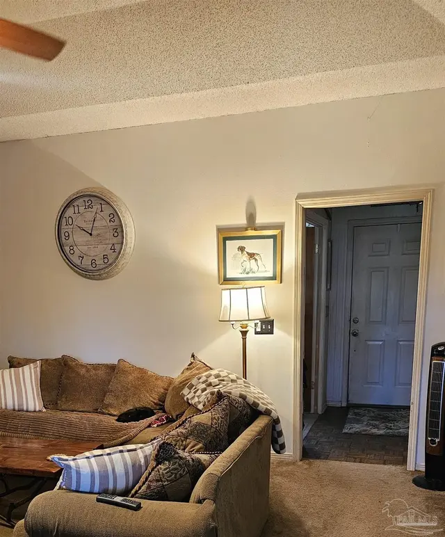 709 Winterset Dr property photo