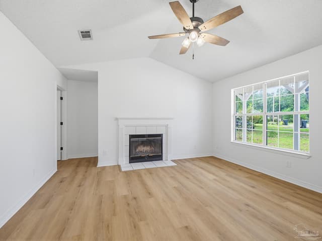5984 Savannah Dr, Milton FL 32570 photo 8