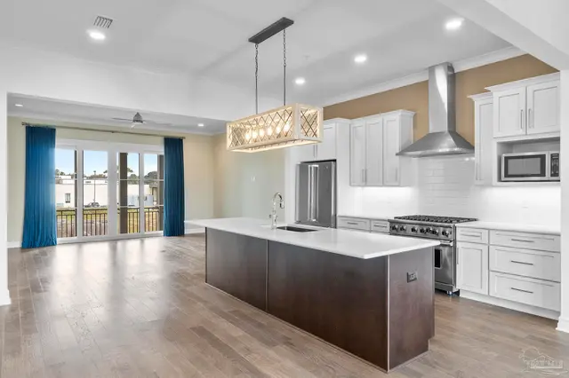 316 Romana St property photo