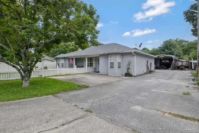 605 Armenia Dr property photo