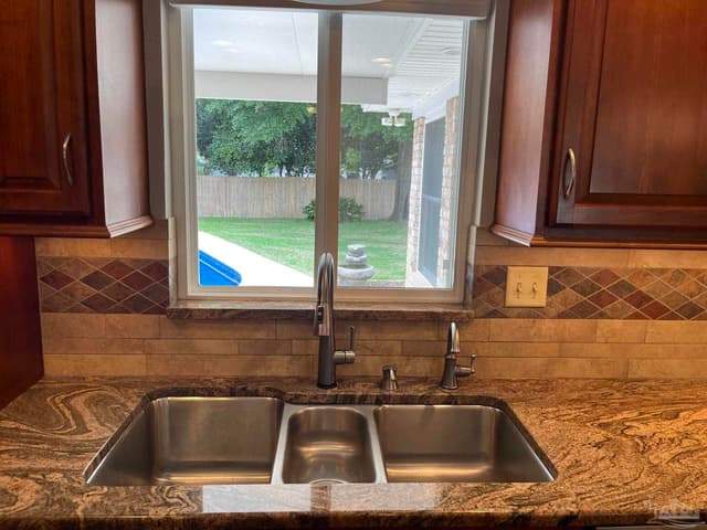 1801 Conway Dr, Pensacola FL 32503 photo 13