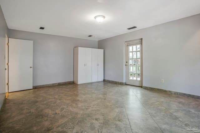 4533 Bancroft Dr, Pensacola FL 32506 photo 14