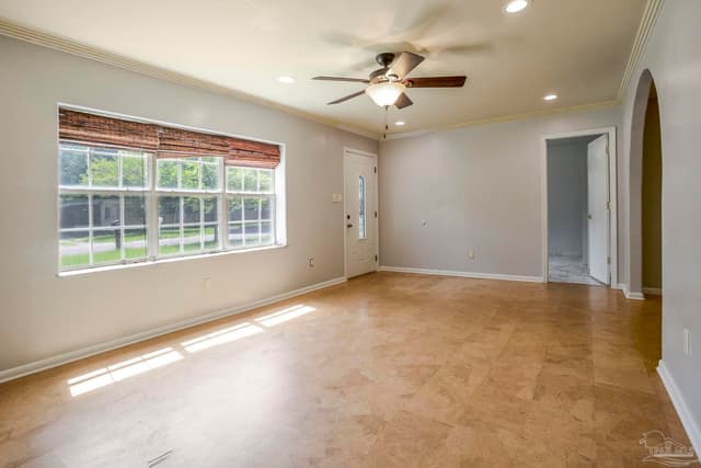 4533 Bancroft Dr, Pensacola FL 32506 photo 4