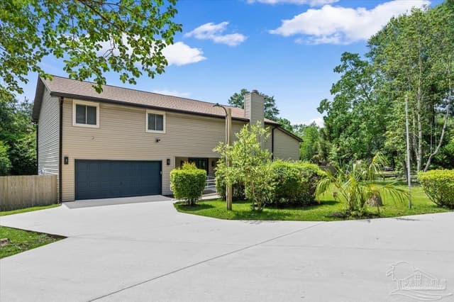 521 Timber Ridge Dr, Pensacola FL 32534 exterior