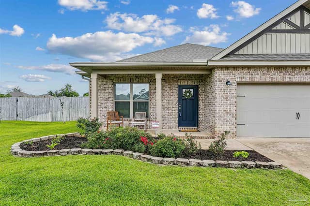 8487 Twenty One Oaks Ln, Pensacola FL 32526 photo 4