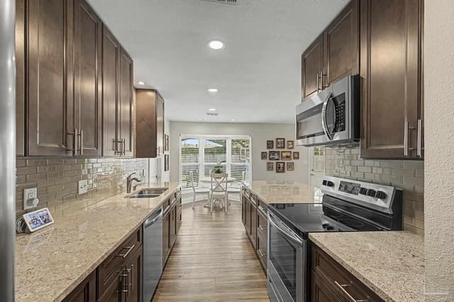 4616 Baywoods Dr, Pensacola FL 32504 photo 16