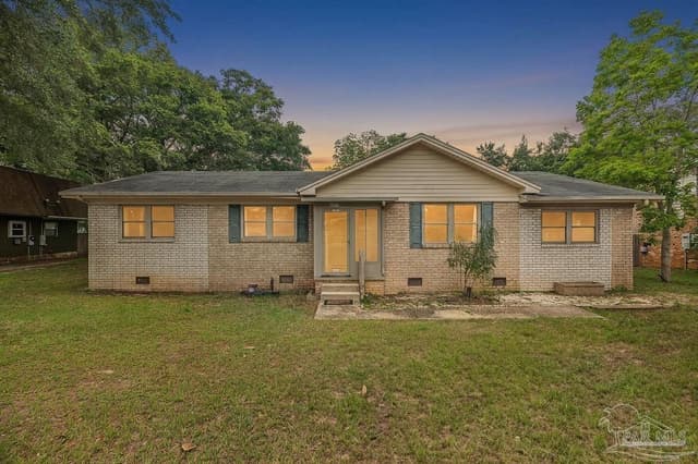 6105 E Shore Dr, Pensacola FL 32505 photo 4