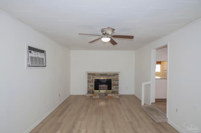 6659 Sanders St, Milton FL 32570 photo 6