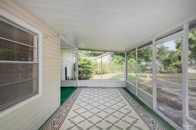 6659 Sanders St property photo