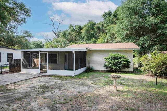 6659 Sanders St property photo