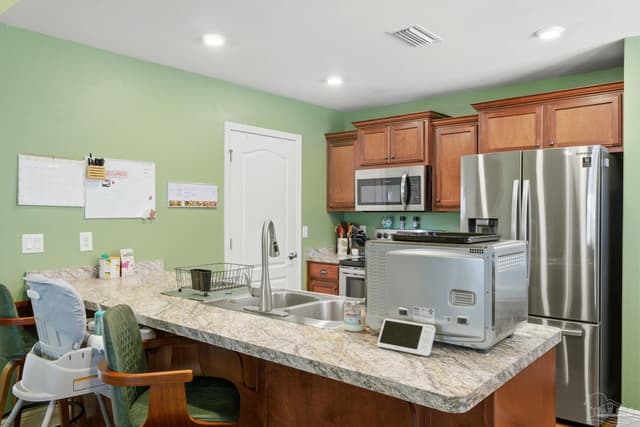 331 Cardinal Cove Ct, Pensacola FL 32504 photo 11