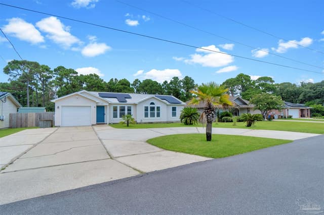 3216 Cornell Dr, Gulf Breeze FL 32563 exterior