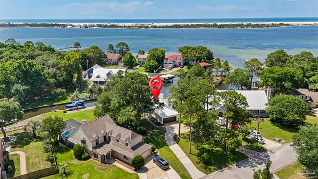 23 Neptune Dr, Mary Esther FL 32569 exterior