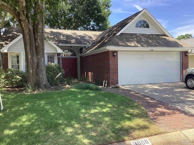 3500 Silvertree Ln, Pensacola FL 32504 exterior
