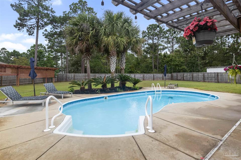 6384 Old Harbor Ct, Gulf Breeze FL 32563 photo 1