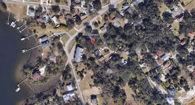 407 Reeves Rd property photo
