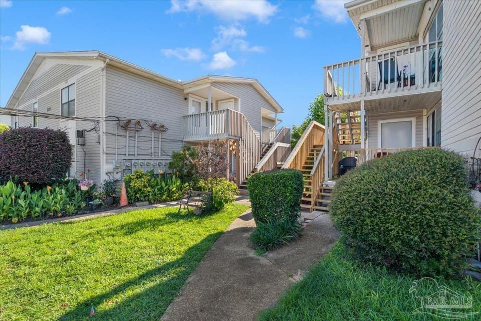 1301 Redwood Ln # F, Gulf Breeze FL 32563 photo 1