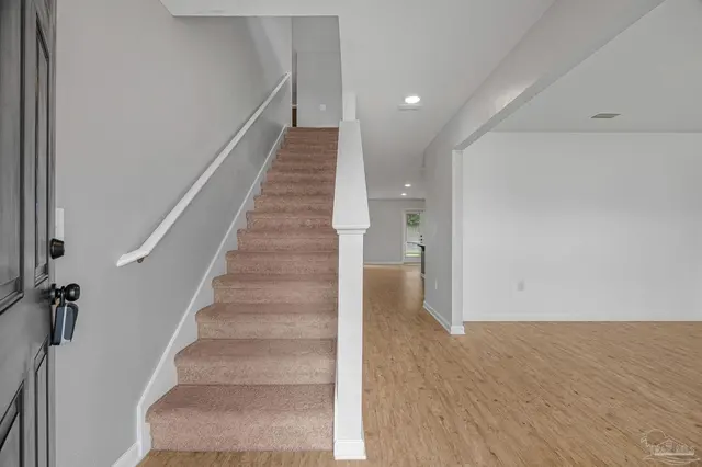 5765 Blackhorse Cir property photo