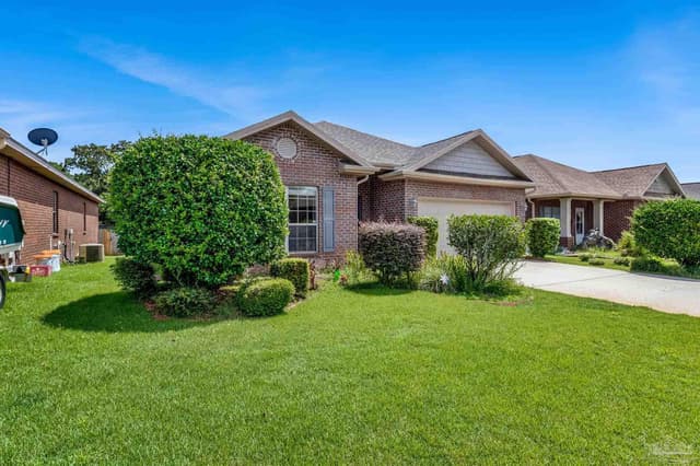 3073 Windward Cove Ct, Gulf Breeze FL 32563 exterior
