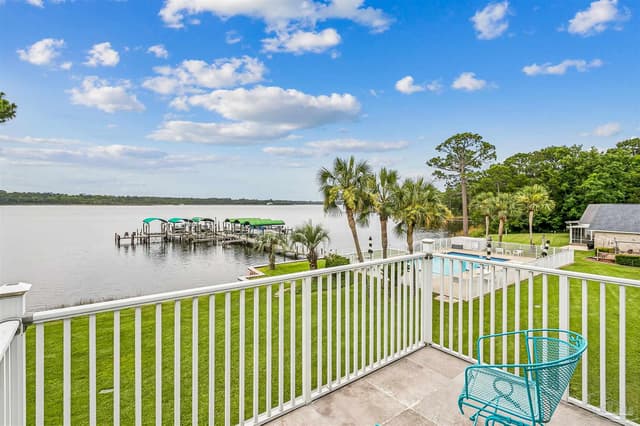 2856 Boat Club Ln, Navarre FL 32566 exterior