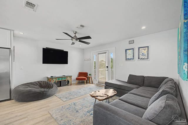 810 Panferio Dr property photo