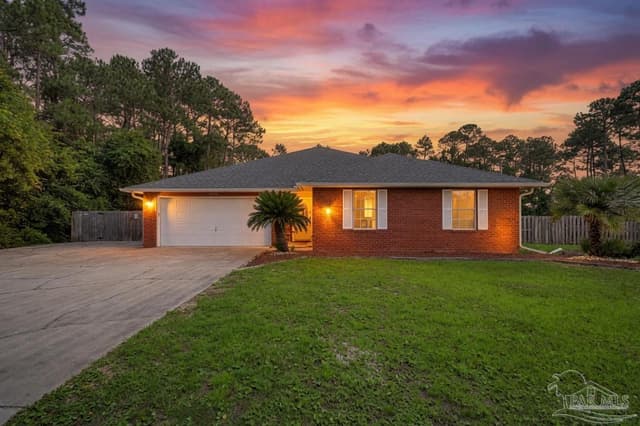 8680 Laredo St, Navarre FL 32566 exterior