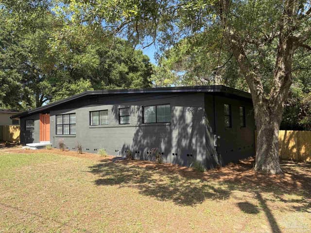 530 Springdale Cir, Pensacola FL 32503 photo 2