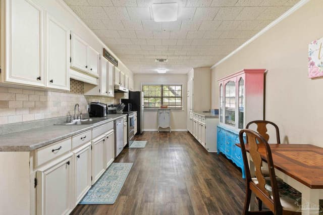 910 E Horner St, Atmore AL 36502 photo 6