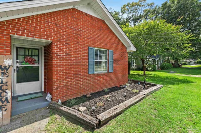 910 E Horner St, Atmore AL 36502 photo 30