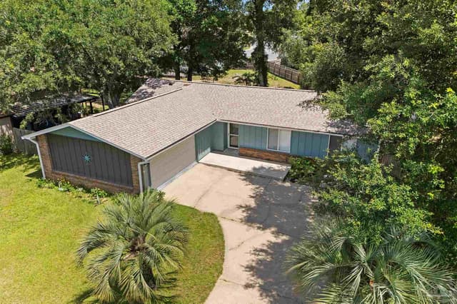 2558 Amberjack Ct, Pensacola FL 32526 exterior