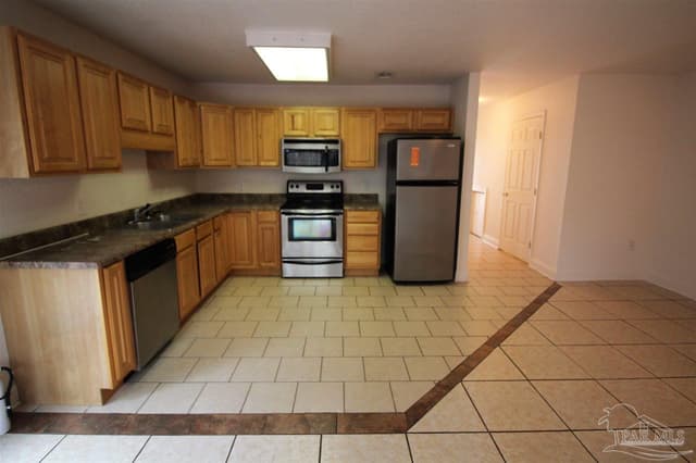 6250 Hamilton Bridge Rd # A property photo