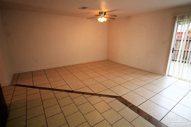 6250 Hamilton Bridge Rd # A property photo