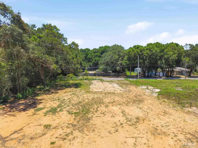 229 Barker St, Pensacola FL 32514 photo 17