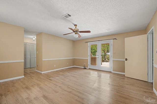 5580 Woodridge Dr, Milton FL 32570 photo 12