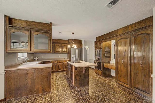 5580 Woodridge Dr, Milton FL 32570 photo 7