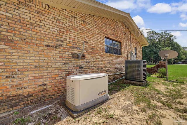 5580 Woodridge Dr, Milton FL 32570 photo 28