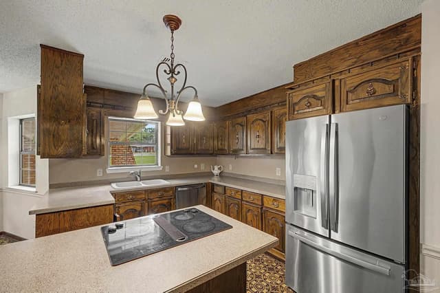 5580 Woodridge Dr, Milton FL 32570 photo 8