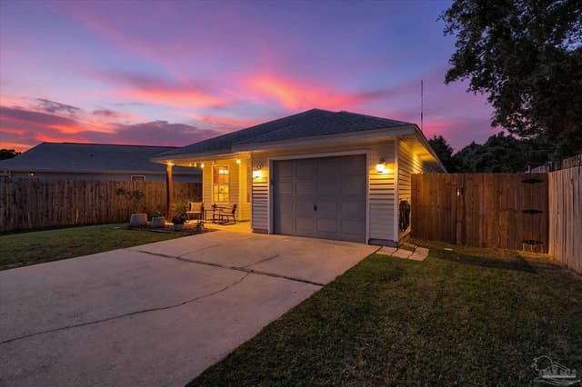 2061 Bright Water Dr property photo