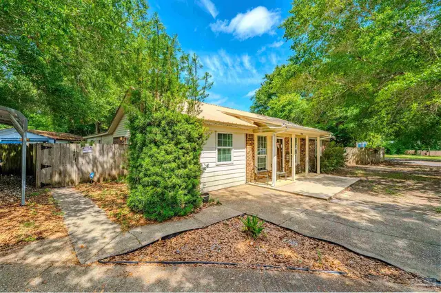 5800 Wickford Ln property photo