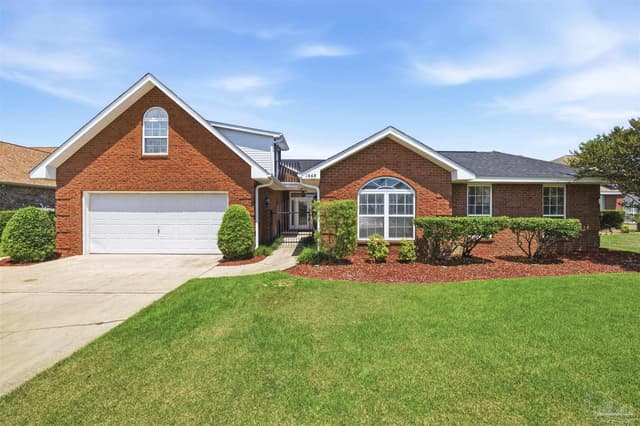 1668 Woodlawn Way, Gulf Breeze FL 32563 exterior