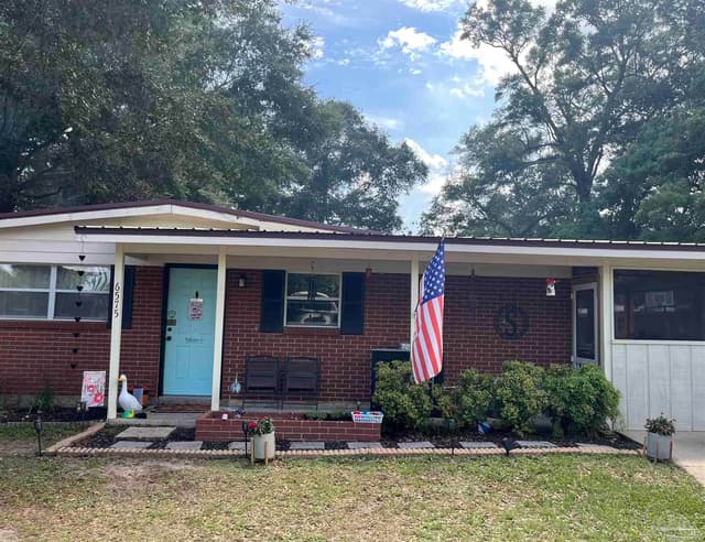 6575 Julia Dr, Milton FL 32570 exterior