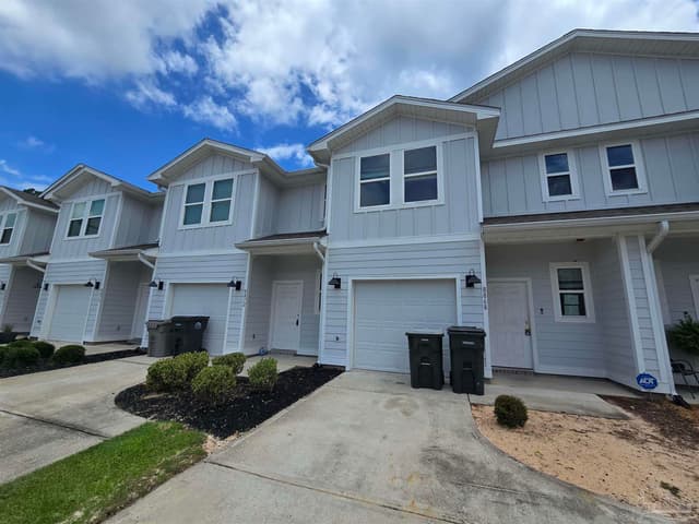 8868 Brigade Trl, Pensacola FL 32534 exterior