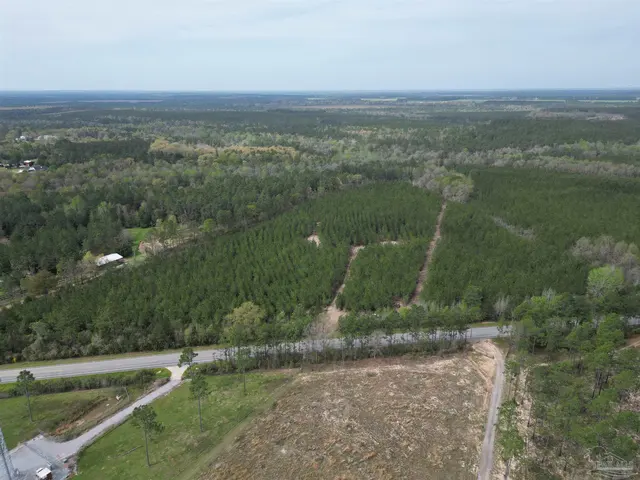 1000 BLK Hwy 97 property photo