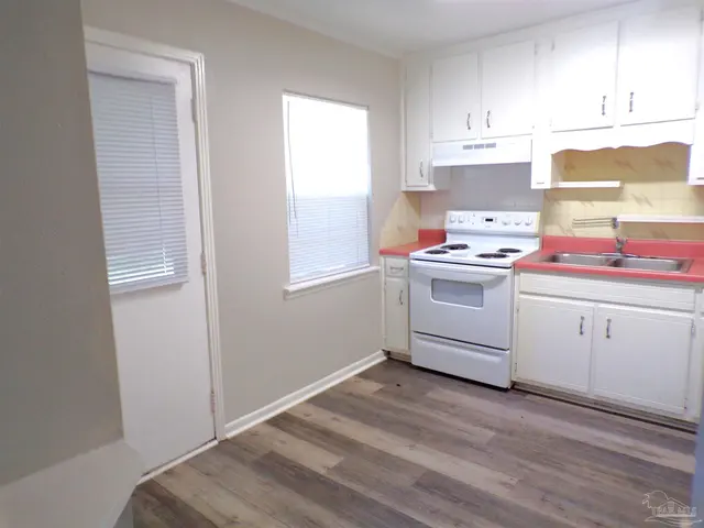 6861 Melanie Dr property photo