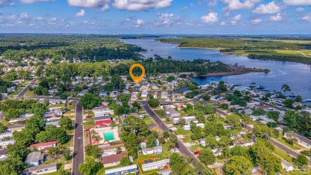 2553 Granada Camino, Pensacola FL 32507 exterior